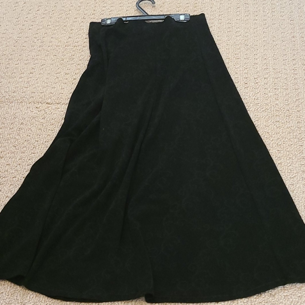 2/$15 elastic Flare black maxi skirt M